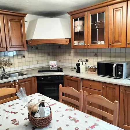 Di Montagna Lo Grop Apartament